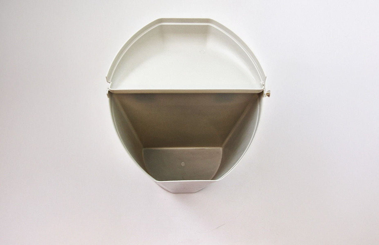 Outdoor Revolution Dusty Bin With Brackets Outdoor Revoultion