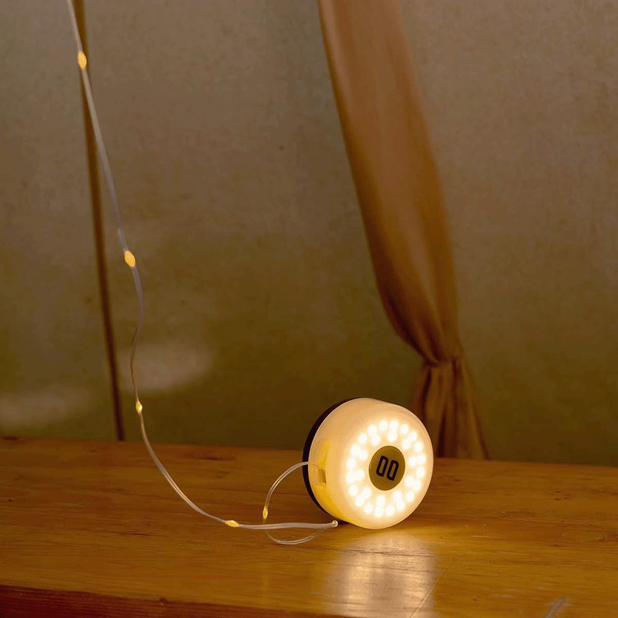 Travellife Linus LED String Light. Retractable Cord with USB Charging Cable GROVE PRODUCTS