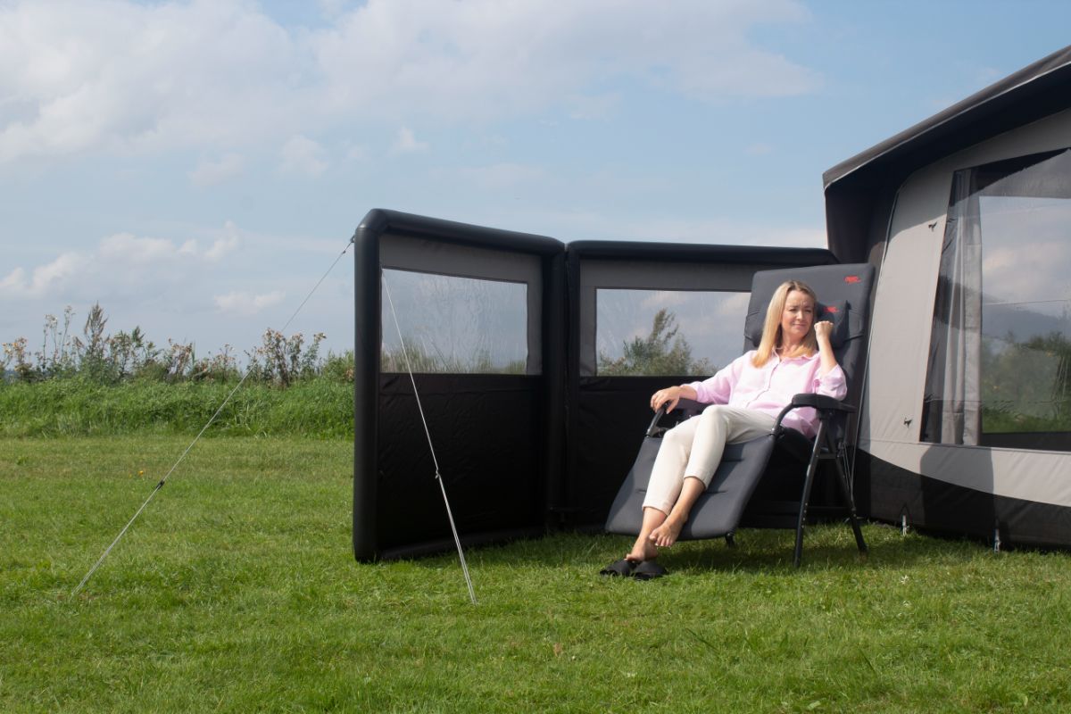 Rock 2 Telta Inflatable Windbreak 2 Panel 3m TELTA