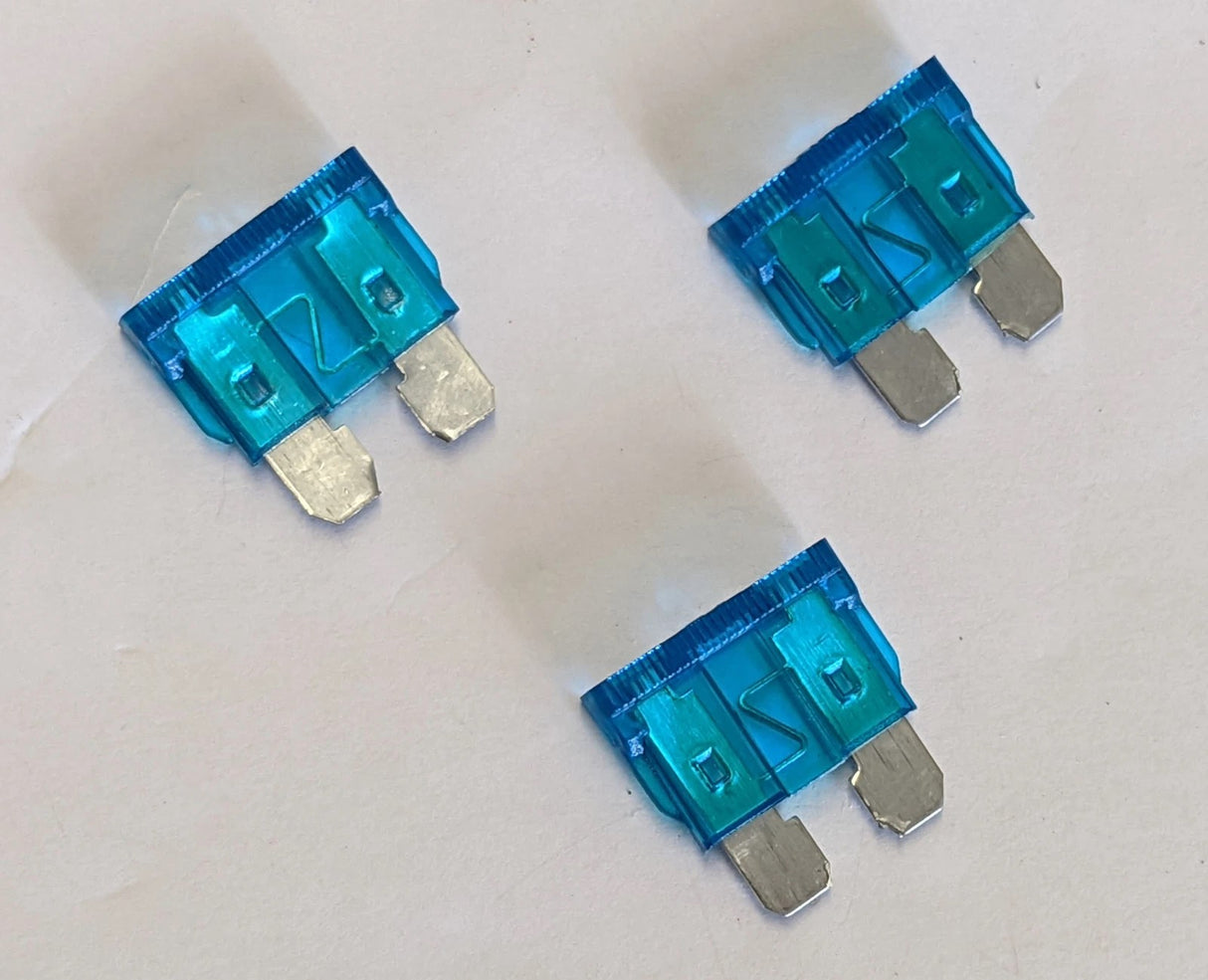 W4 Blade Fuses 15 amp W4
